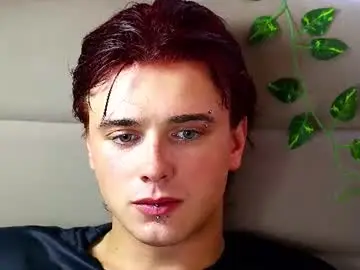 Chaturbate Best live sex cam show of _p_l_u_r_