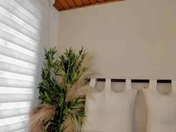 Chaturbate Nude Webcam of _zoe_3