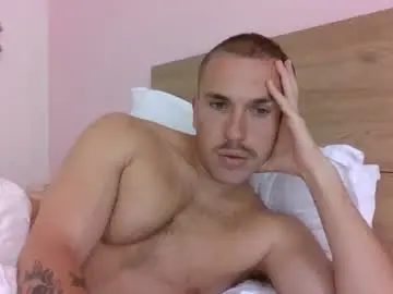 Chaturbate Sex Cam of muscleshow00