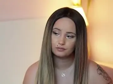 Chaturbate Live Sex of adelineroze