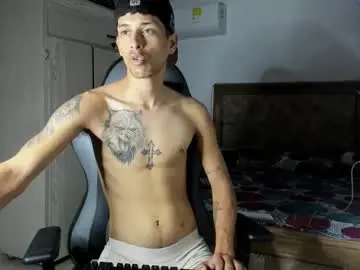 Chaturbate Live Sex Cam of masteralda09