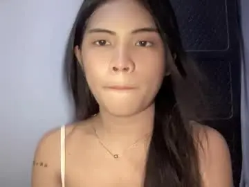 Chaturbate Live Sex Cam of yourehot_pretty