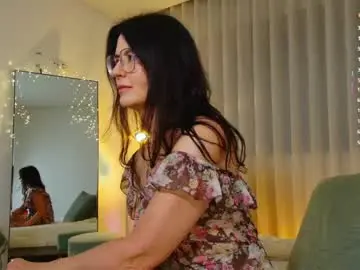 Chaturbate Free Porn Cam of adelina_shine