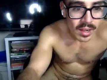 Chaturbate Live Sex Cam of luvrboy77