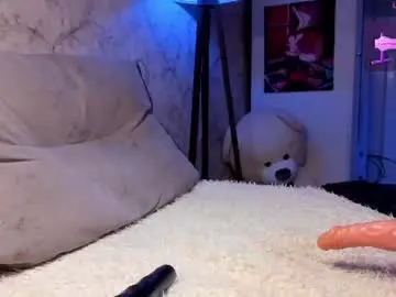 Chaturbate Live Sex Cam of yourbabynatalie