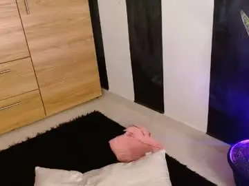 Chaturbate Best live sex cam show of cuteisabella_a