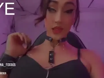 Chaturbate Live Sex Cam of sabriina_fox999