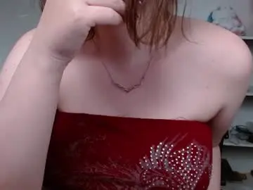 Chaturbate Live Sex Cam of krystalsyxx