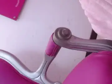 Chaturbate Adult Video Chat of pearl_micheltsm
