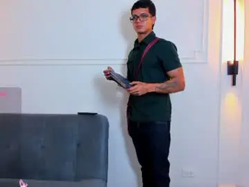Chaturbate Sex Chat of paradise_boy_s