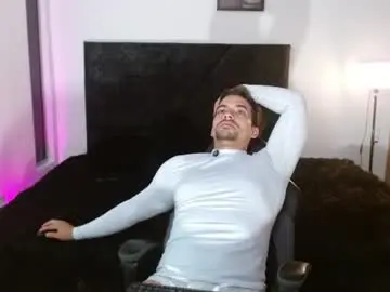 Chaturbate Live Sex of ian_davis