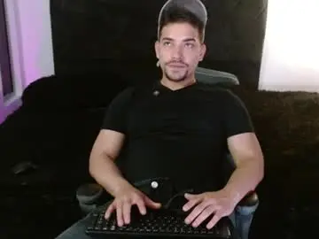 Chaturbate Free Porn Cam of ian_davis
