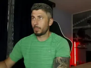 Chaturbate Free Porn Cam of andysoul340