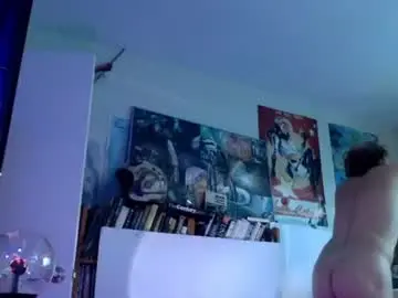 Chaturbate Live Sex Cam of bottomboo7