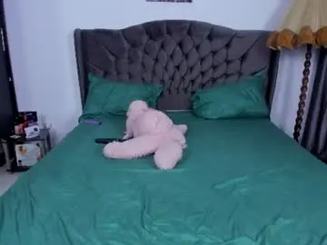 Chaturbate Free Live Porn of golddivine00