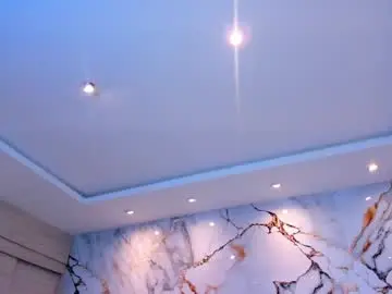 Chaturbate Best live sex cam show of kiana_cream