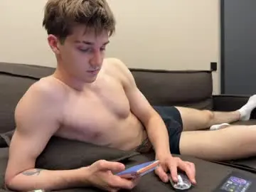 Chaturbate Sex Cam of panda_b0y