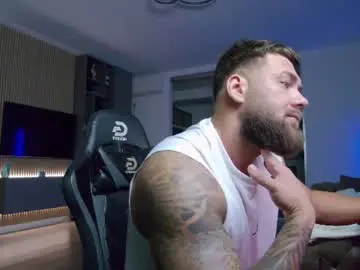 Chaturbate Best live sex cam show of enrikoblue