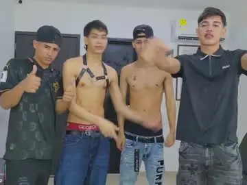 Chaturbate Watch Live Sex Cams of voyeurism_guys