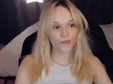 Chaturbate Free Porn Cam of thehousemaid1