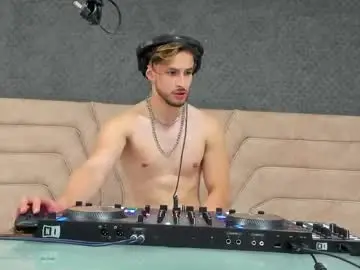 Chaturbate Free Porn Cam of axel_porn_
