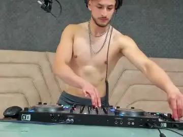 Chaturbate Free Porn Cam of axel_porn_