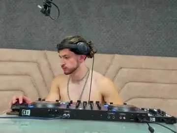 Chaturbate Live Sex of axel_porn_