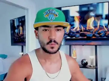 Chaturbate Live Sex Cam of david_johnson372