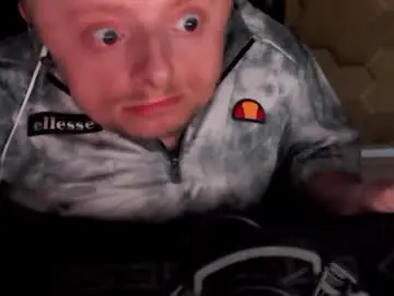 Chaturbate Watch Live Sex Cams of cyprianknapinski8