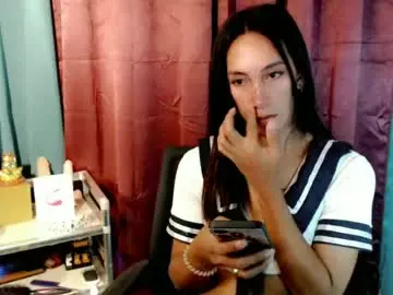 Chaturbate Sex Cam of pinay_lucy