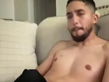 Chaturbate Live Porn of papicubano_guapo23cm