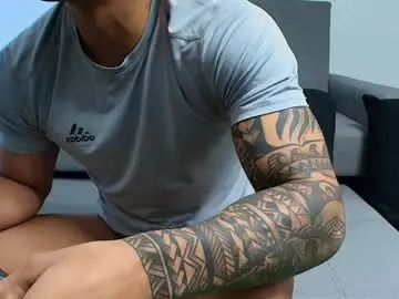 Chaturbate Live Sex Cam of brayaanfit