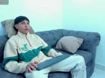 Chaturbate Free Porn Cam of kroywave