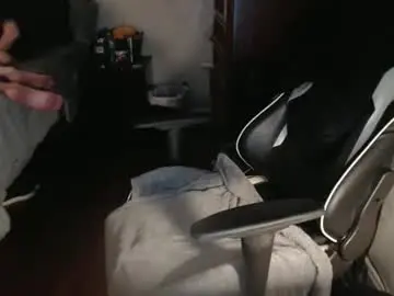 Chaturbate Live Sex Cam of masterbatemike1