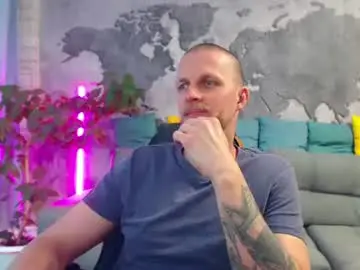 Chaturbate Adult Video Chat of vikingchrisss