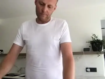 Chaturbate Watch Live Sex Cams of max_straight_1