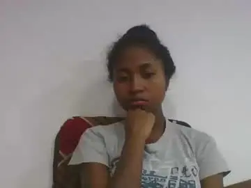 Chaturbate Live Sex Cam of chantale483461