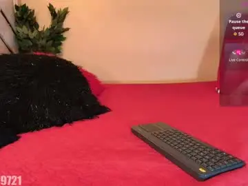 Chaturbate Watch Live Sex Cams of marcela_davila1