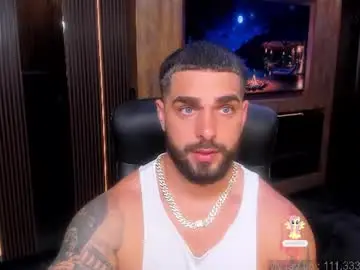 Chaturbate Sex Cam of mrkarlhot99