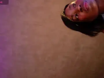 Chaturbate Live Sex Cam of molly_jackson