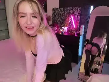 Chaturbate Live Sex Cam of annie_leone