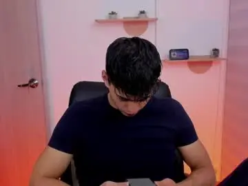 Chaturbate Live Sex Cam of markpotier