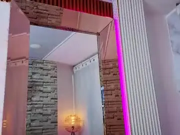Chaturbate Live Sex Cam of emma_blackk_