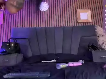 Chaturbate Watch Live Sex Cams of meganfoxxi_