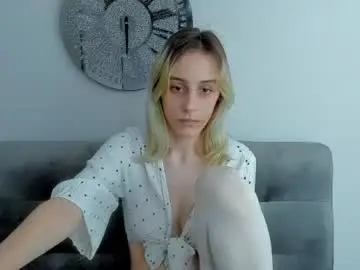 Chaturbate Sex Cam of milaglow