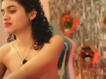 Chaturbate Live Sex Cam of sweetbonii