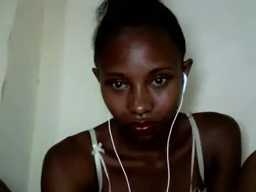 Chaturbate Live Sex Cam of morgane_69