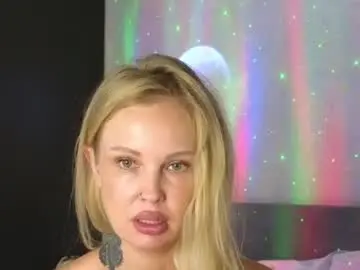 Chaturbate Watch Live Sex Cams of larine_morgan
