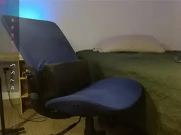 Chaturbate Live Sex Cam of danemetsen5