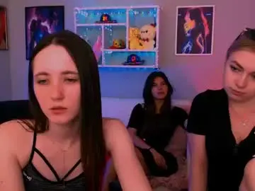 Chaturbate Sex Cam of kiara_belle